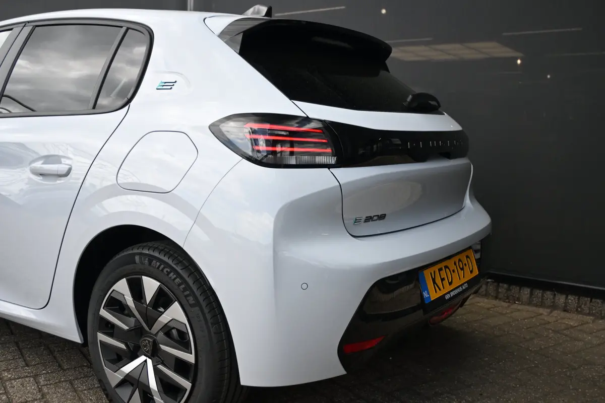EV Business 51 kWh DEMO-DEAL! 8 Jaar Garantie! | Navigatie | Achteruitrijcamera | Climate Control | Full-LED | !!