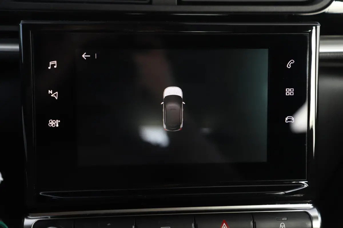 1.2 PureTech Feel Navigatie Carplay Android Climate Cruise Control Rijstrooksensor Parkeersensor All-season banden!