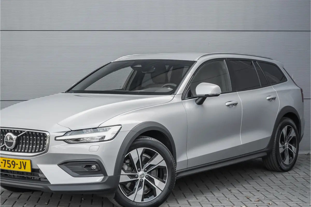 2.0 B5 AWD Plus Camera Stuur & Stoelverw H/K Memory Standverwarming