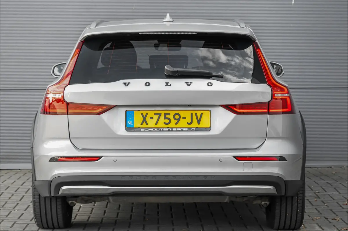 2.0 B5 AWD Plus Camera Stuur & Stoelverw H/K Memory Standverwarming