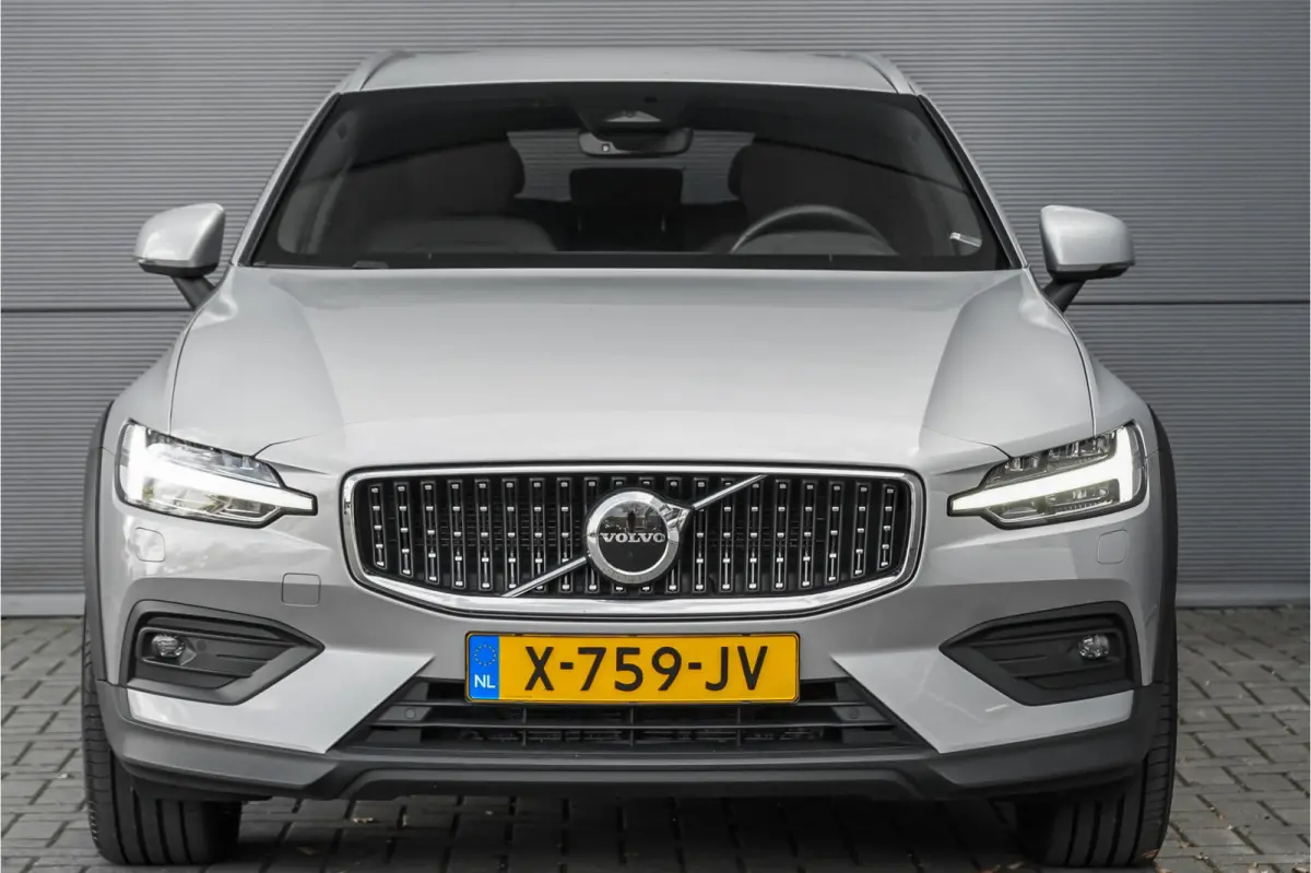 2.0 B5 AWD Plus Camera Stuur & Stoelverw H/K Memory Standverwarming
