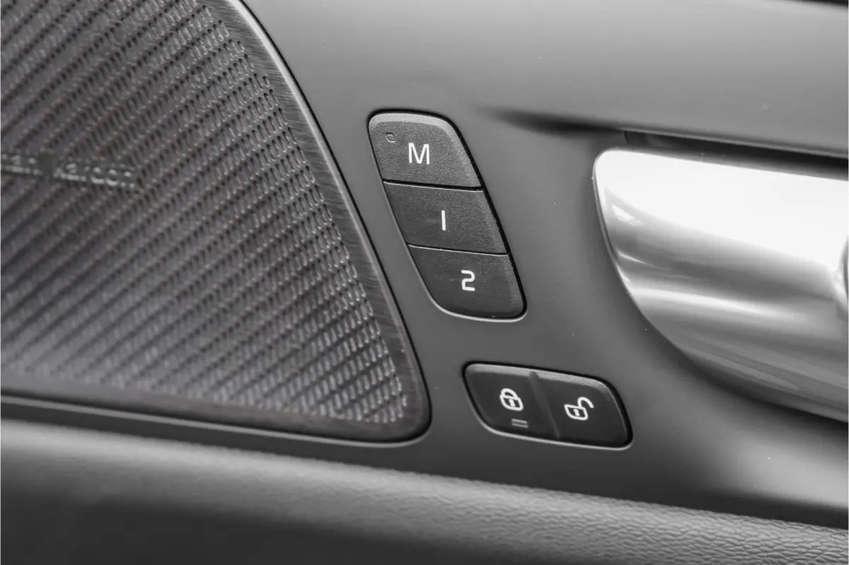 2.0 B5 AWD Plus Camera Stuur & Stoelverw H/K Memory Standverwarming
