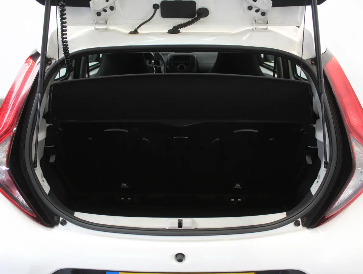 1.0 VVT-i x-fun AIRCO | LED | BLUETOOTH | ELRM | STB | ISOFIX