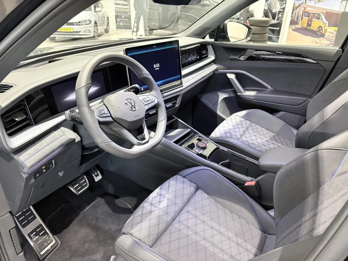 R-Line Edition 1.5 eHybrid 150 k