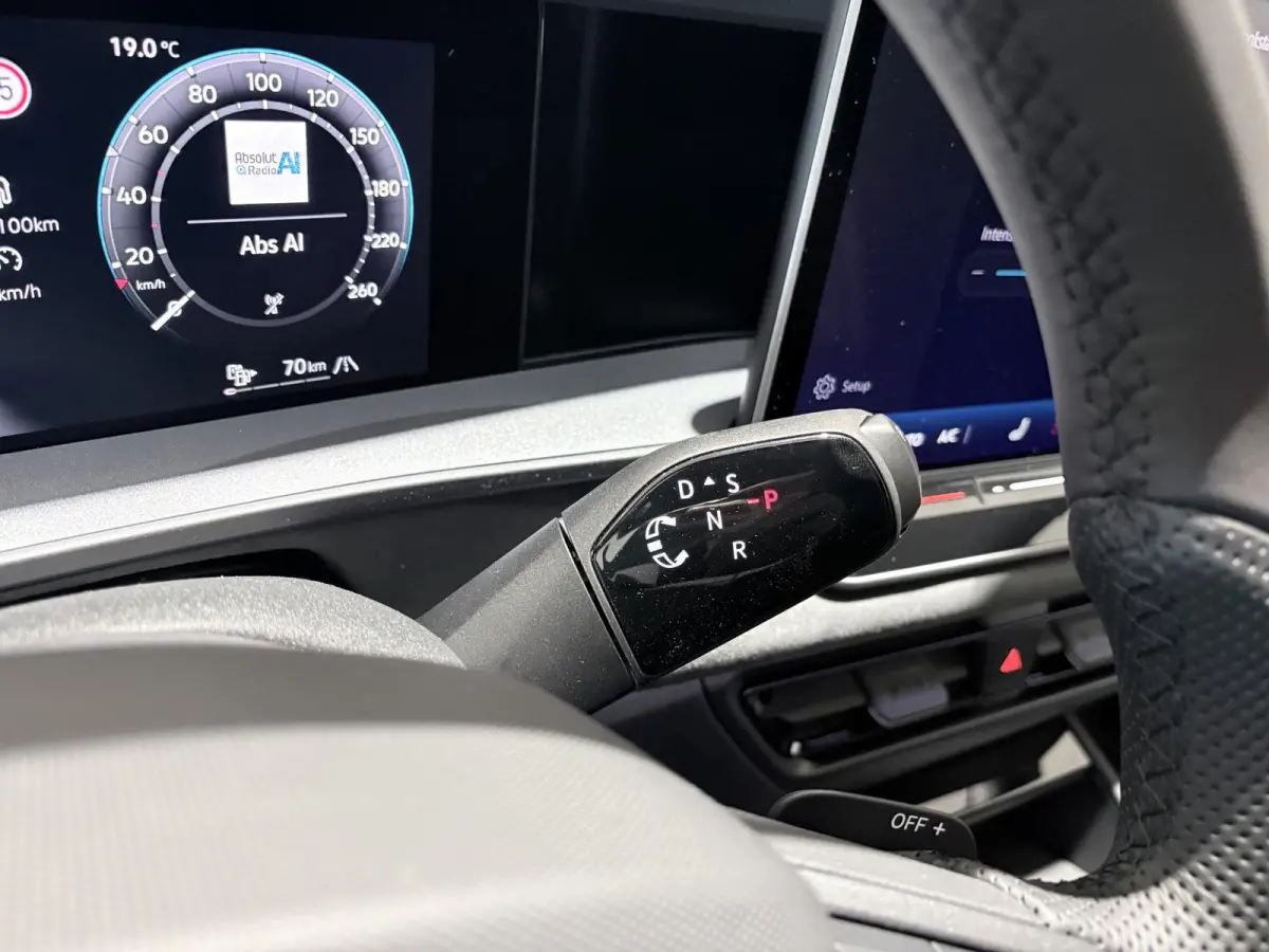 R-Line Edition 1.5 eHybrid 150 k