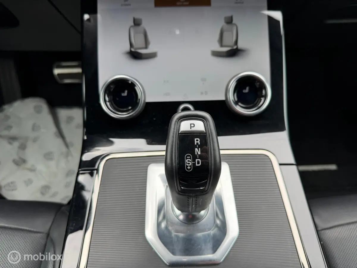 1.5 P300e AWD R-Dynamic SE | Trekhaak 1600KG| Plug-in Hybrid | 309 PK | 12/2022 | 132.919 km