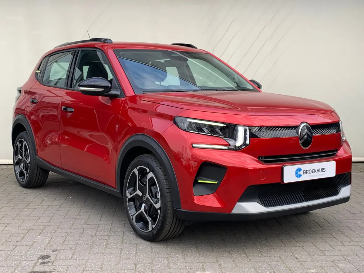 1.2 Turbo 100pk Plus | Achterbank in delen neerklapbaar | Achterspoiler | Airco
