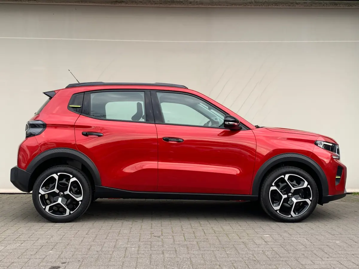 1.2 Turbo 100pk Plus | Achterbank in delen neerklapbaar | Achterspoiler | Airco