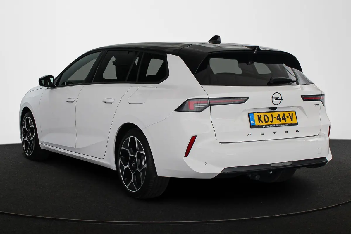1.6 Turbo Plug In Hybrid GS / Megavoordeel / Direct leverbaar