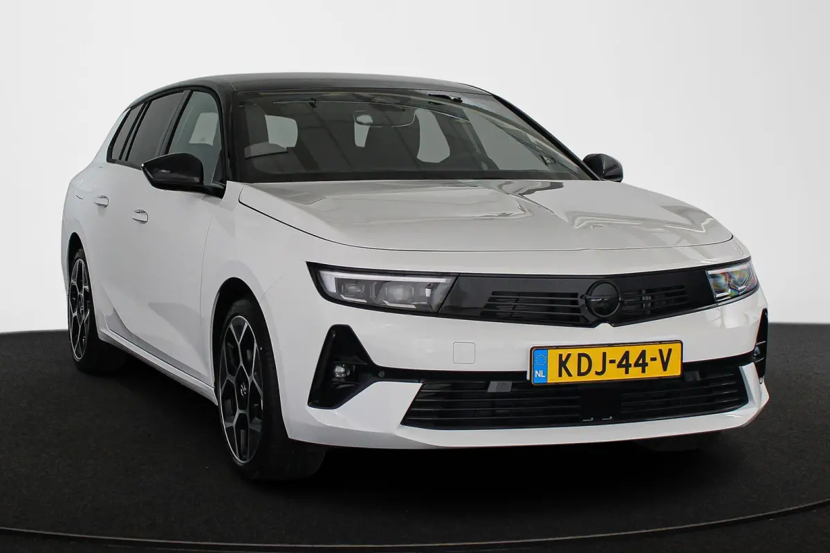 1.6 Turbo Plug In Hybrid GS / Megavoordeel / Direct leverbaar
