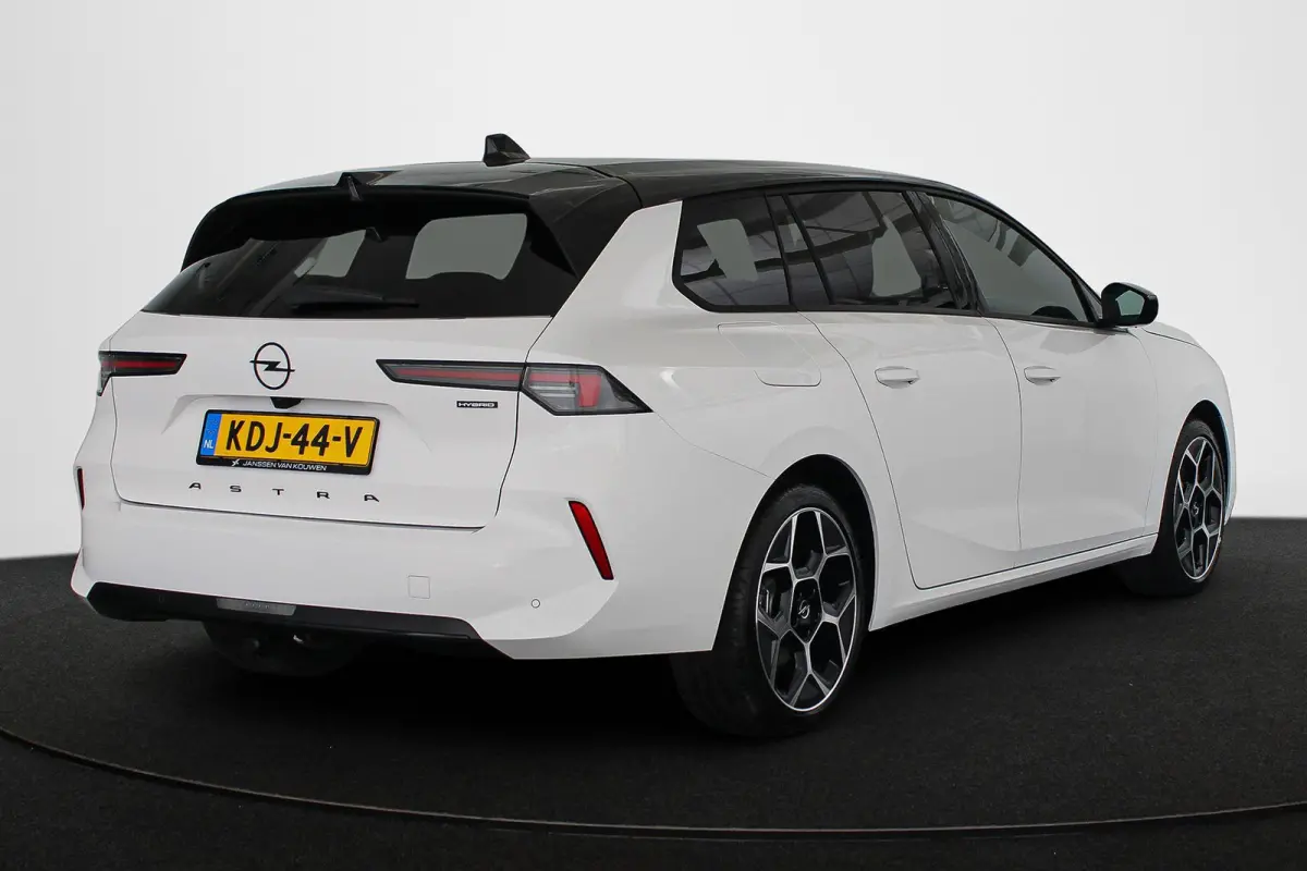 1.6 Turbo Plug In Hybrid GS / Megavoordeel / Direct leverbaar