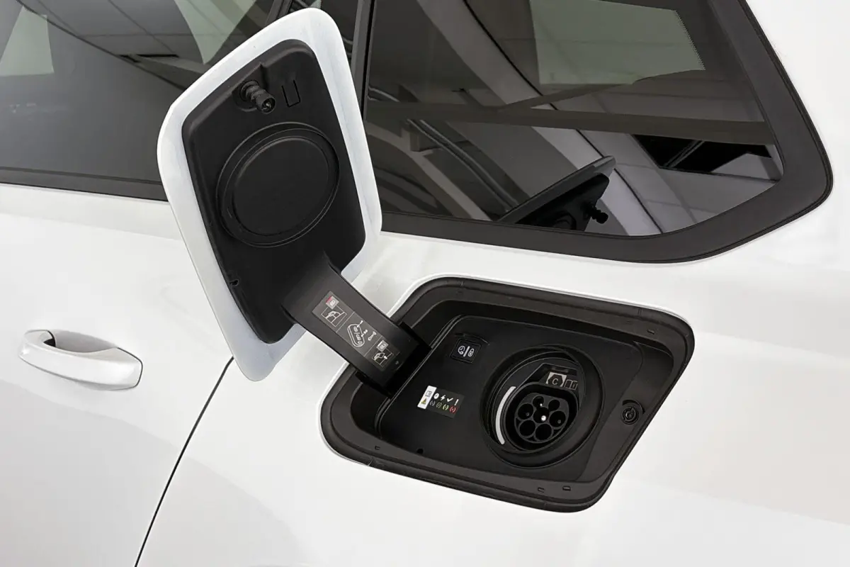 1.6 Turbo Plug In Hybrid GS / Megavoordeel / Direct leverbaar