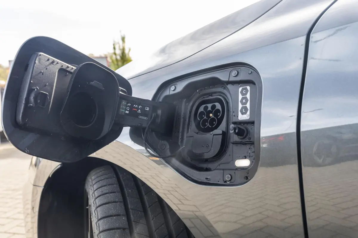 40 TFSIe 204pk PHEV S Edition | 19" Velgen | Trekhaak Afneembaar | SONOS Audio