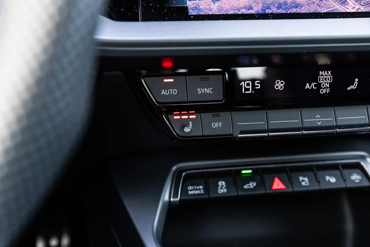 40 TFSIe 204pk PHEV S Edition | 19" Velgen | Trekhaak Afneembaar | SONOS Audio