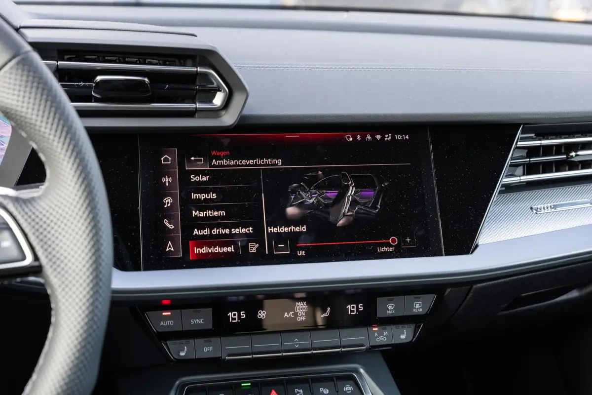 40 TFSIe 204pk PHEV S Edition | 19" Velgen | Trekhaak Afneembaar | SONOS Audio