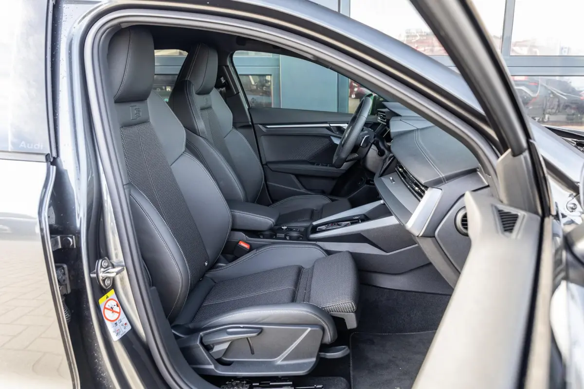 40 TFSIe 204pk PHEV S Edition | 19" Velgen | Trekhaak Afneembaar | SONOS Audio