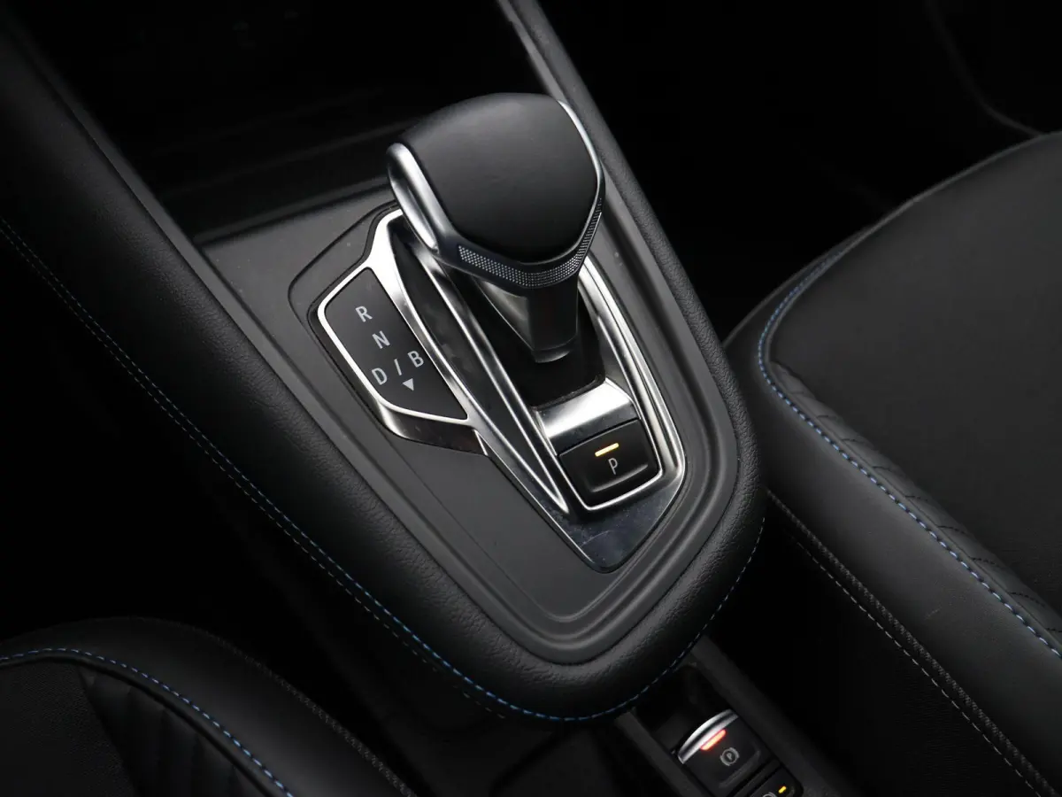 full hybrid 145pk E-Tech Esprit Alpine | Stuurverwarming | Adaptive Cruise | Digitale Cockpit | Achteruitrijcamera | Google Navigatie |