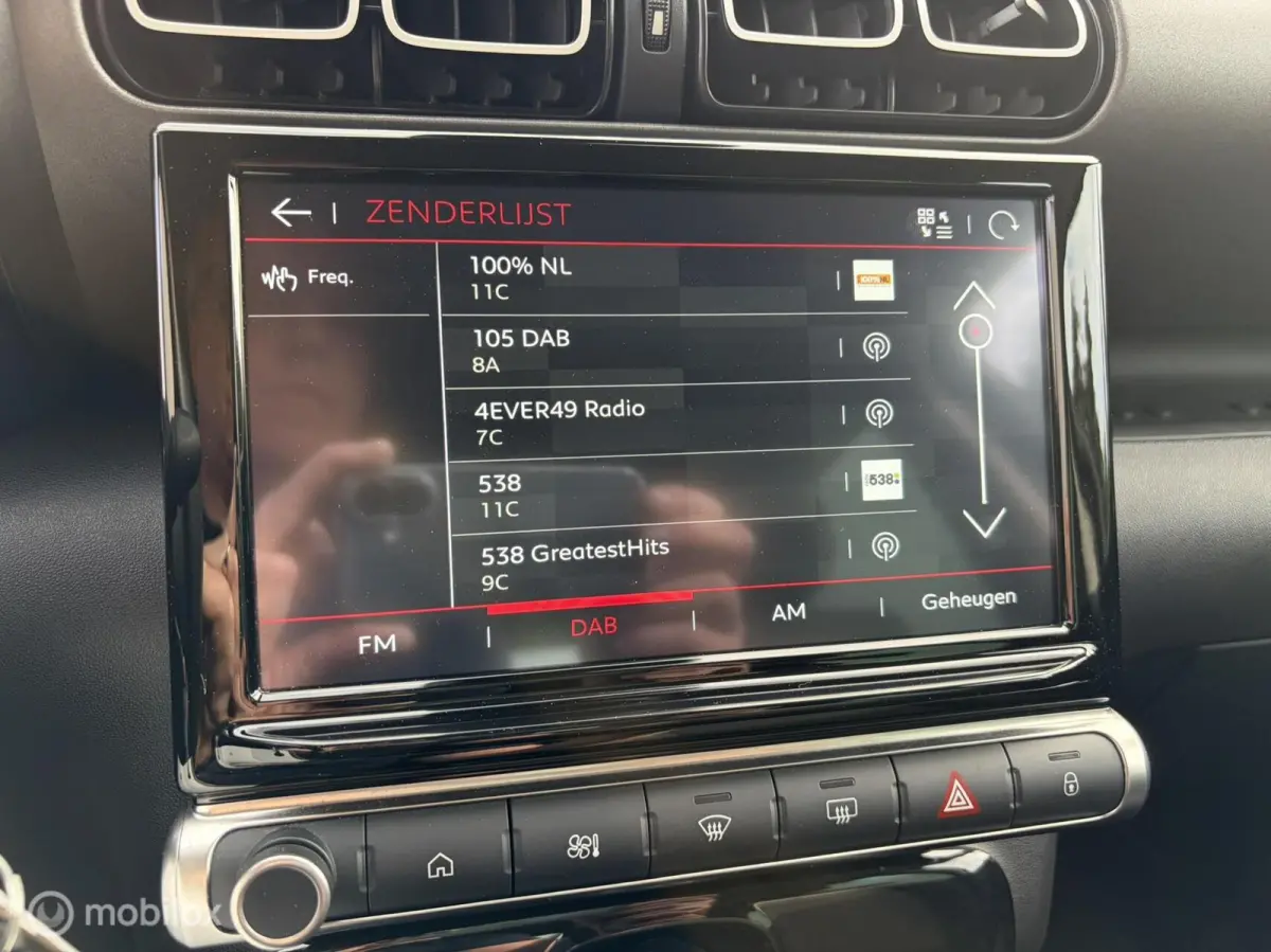 1.2 110 PK FM nav / Cruise / LM / Privacy glass / 17.740 KM!!!