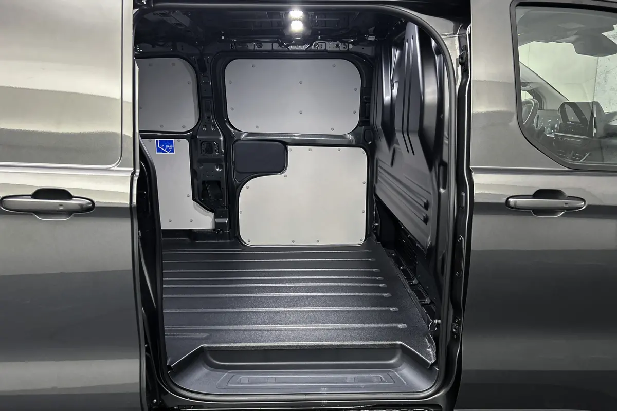 Cust. 320 L2H1 Sport 65 kWh | 2x schuifdeur | 2-zitplaatsen rechtsvoor | Stoelverwarming