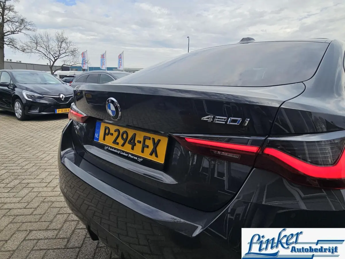 420i Business Edition M-SPORT SCHUIFDAK CAMERA NL-AUTOS