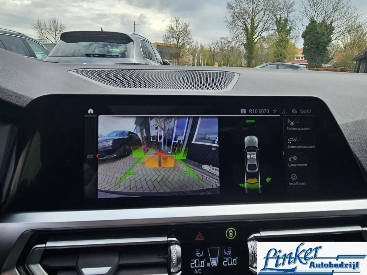 420i Business Edition M-SPORT SCHUIFDAK CAMERA NL-AUTOS