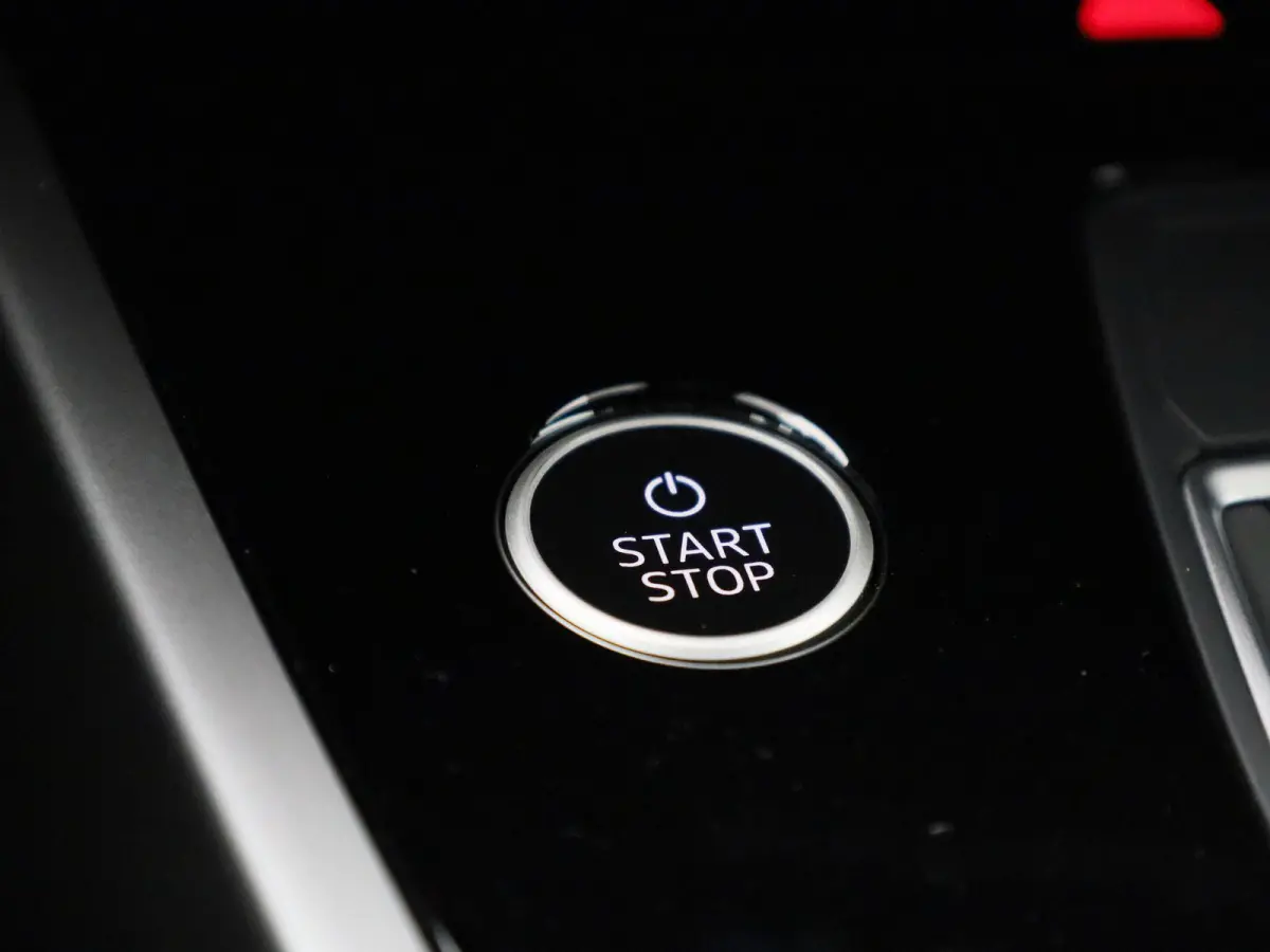 45 Edition 82 kWh l Climate control l Navigatie l Parkeersensoren l Apple Carplay / Android Auto l Privacy glas l Stoelverwarming l Ledkoplampen l Audi virtual cockpit l Audi sound system
