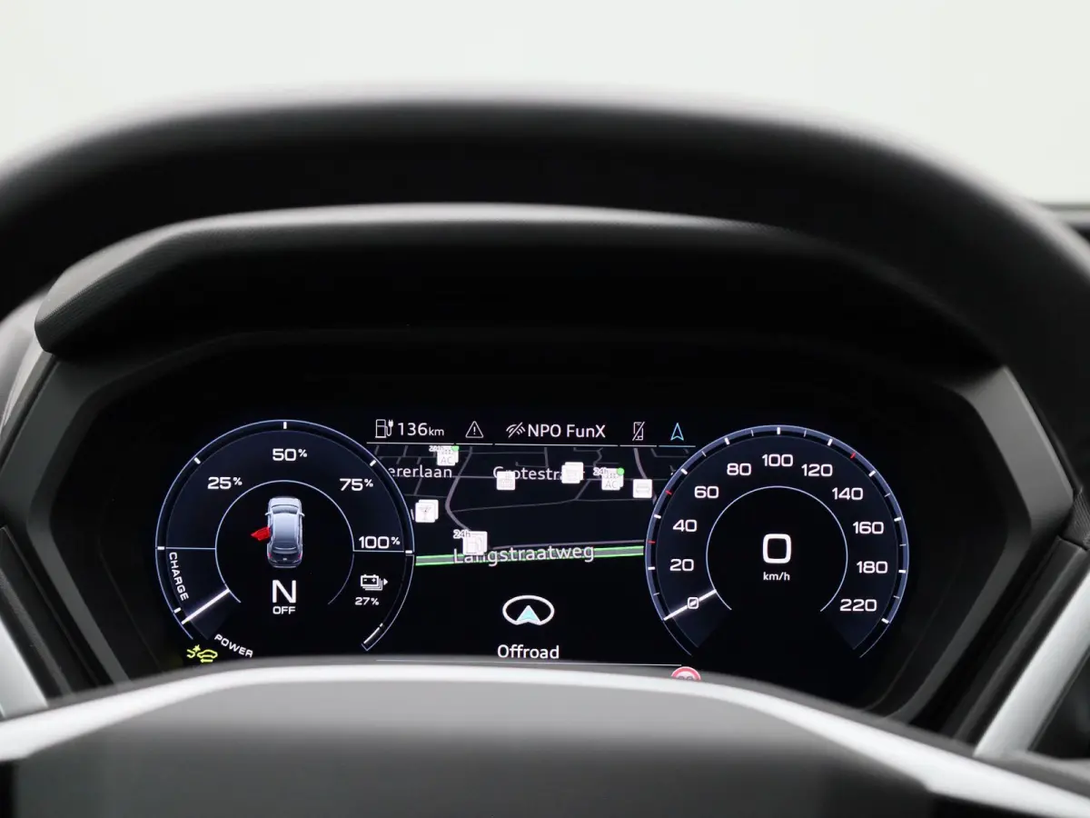45 Edition 82 kWh l Climate control l Navigatie l Parkeersensoren l Apple Carplay / Android Auto l Privacy glas l Stoelverwarming l Ledkoplampen l Audi virtual cockpit l Audi sound system