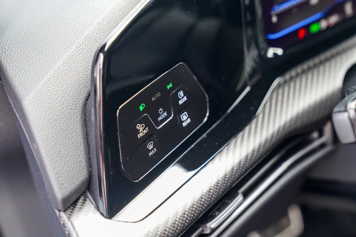 2.0 TSI R 4Motion | Stoelverkoeling | Carbon | Stuurwielverwarming | Akrapovic | Harman\Kardon
