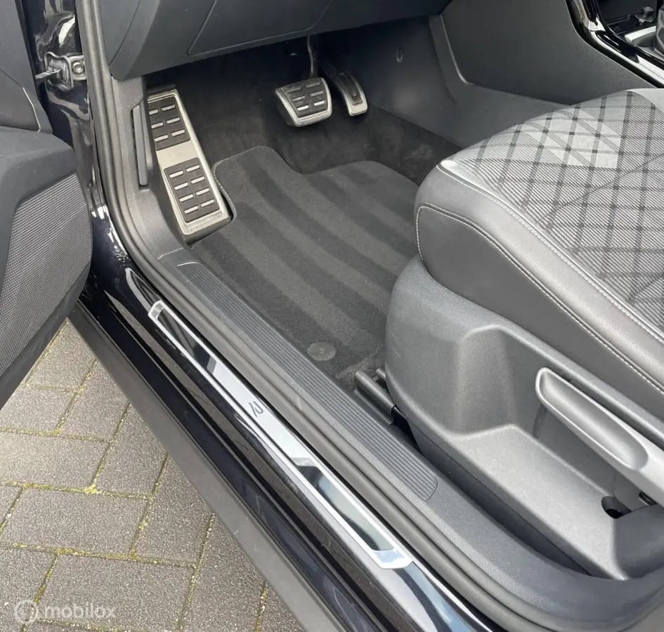 1.5 TSI DSG 3xR-Line 150PK Key Vol
