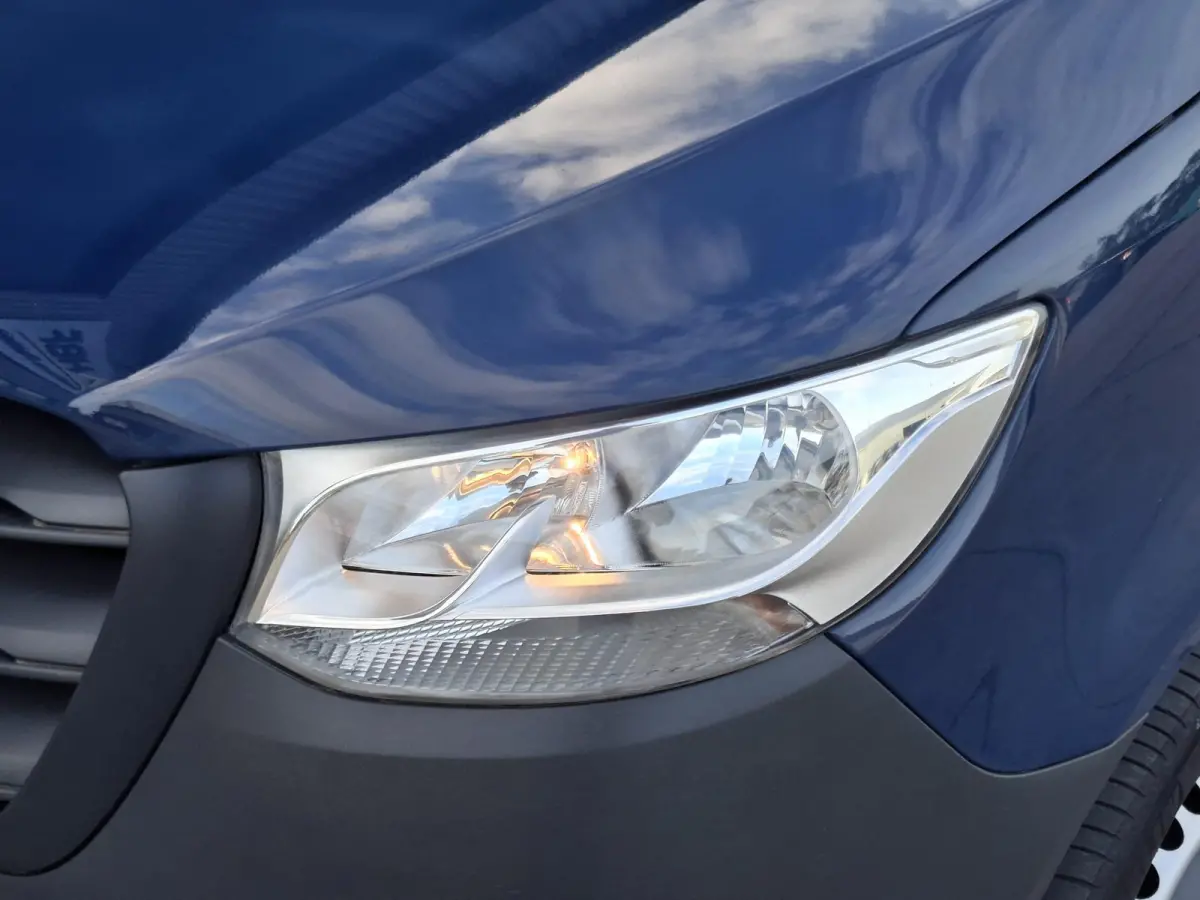 311 2.2 CDI L2H2 AIRCO / CAMERA / 3 ZITS / DEALER ONDERHOUDEN / NAVI