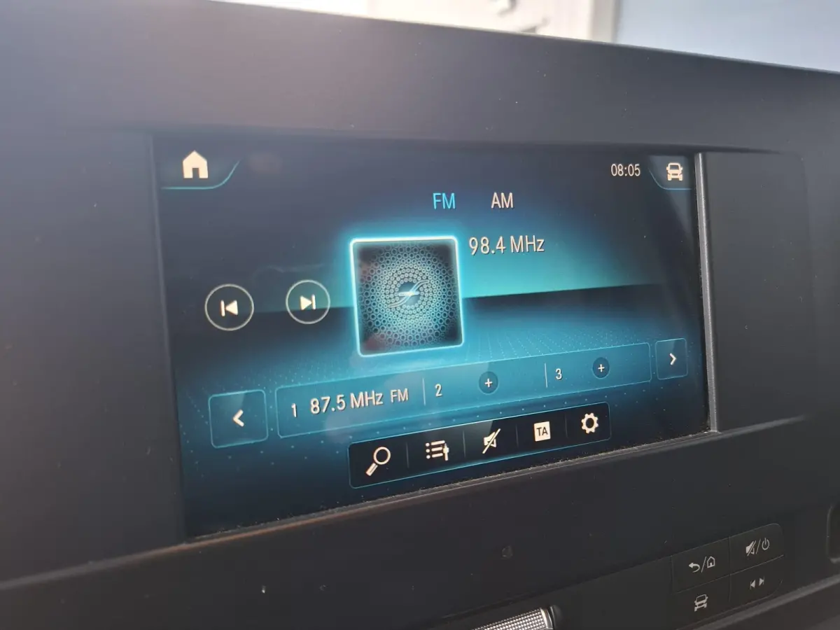 311 2.2 CDI L2H2 AIRCO / CAMERA / 3 ZITS / DEALER ONDERHOUDEN / NAVI