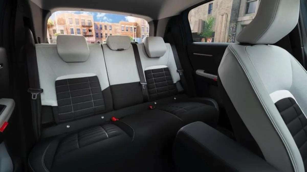 Max 113pk 44 kWh Citroen Ë-C3 Max 44 kWh | 113 PK | 320 km actieradius | Apple carplay | Cruise control | Parkeersensoren achter |