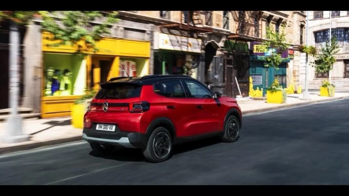 Max 113pk 44 kWh Citroen Ë-C3 Max 44 kWh | 113 PK | 320 km actieradius | Apple carplay | Cruise control | Parkeersensoren achter |
