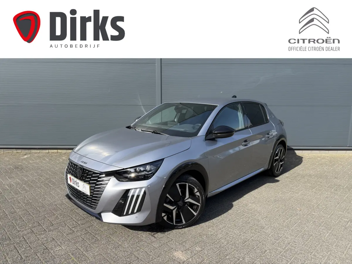 100pk GT (Camera - Keyless Entry - Parkeersensoren V+A - LED - Navigatie - Automatische Airco - Draadloos laden - Apple Carplay - 3D Cockpit)