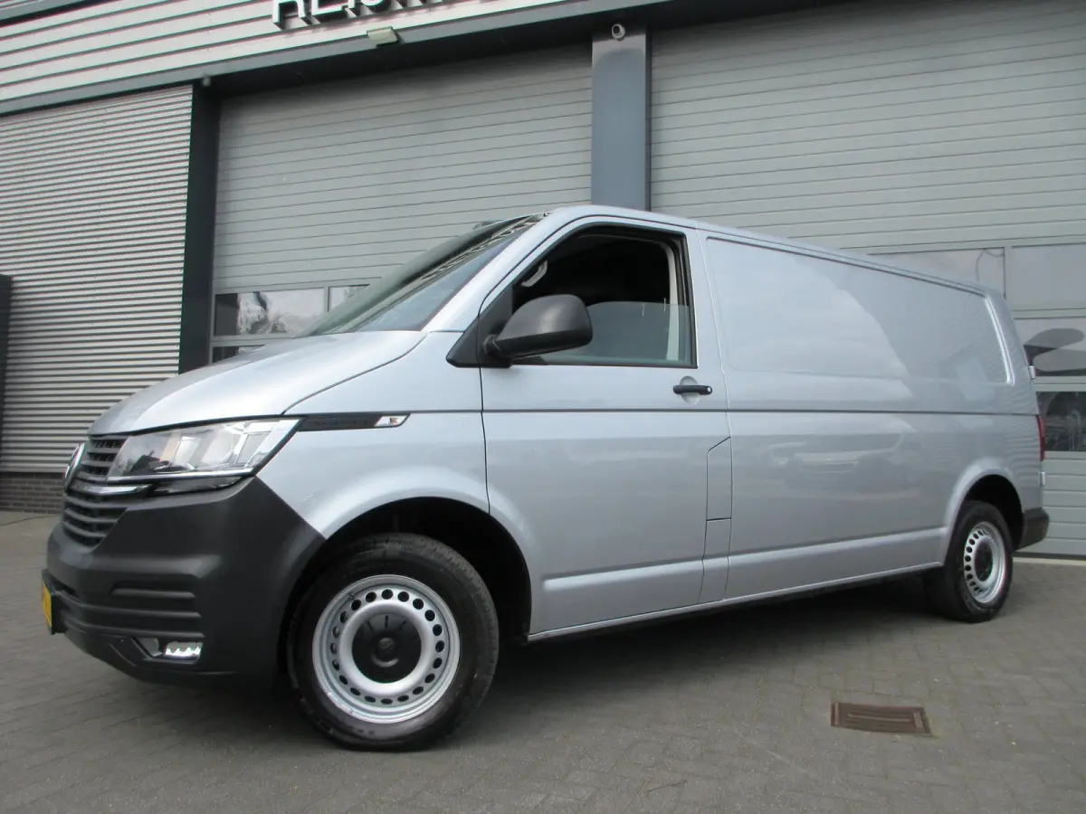 2.0 TDI L2, 150pk, Automaat, Airco, Navigatie, Camera, 3-Zits.