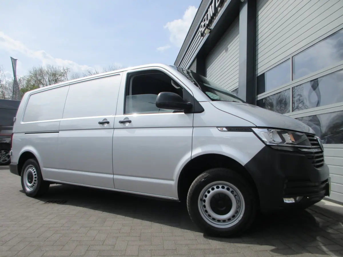 2.0 TDI L2, 150pk, Automaat, Airco, Navigatie, Camera, 3-Zits.