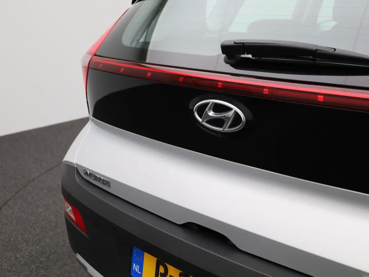 1.0 T-GDI Comfort | Apple Carplay / Android Auto | Virtual Cockpit | Lichtmetalen Velgen | Camera |