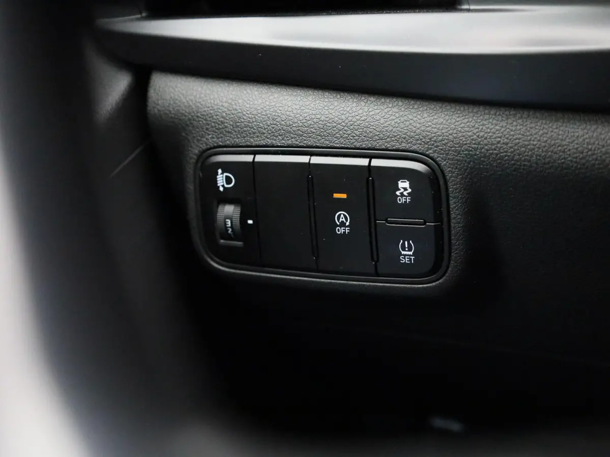 1.0 T-GDI Comfort | Apple Carplay / Android Auto | Virtual Cockpit | Lichtmetalen Velgen | Camera |