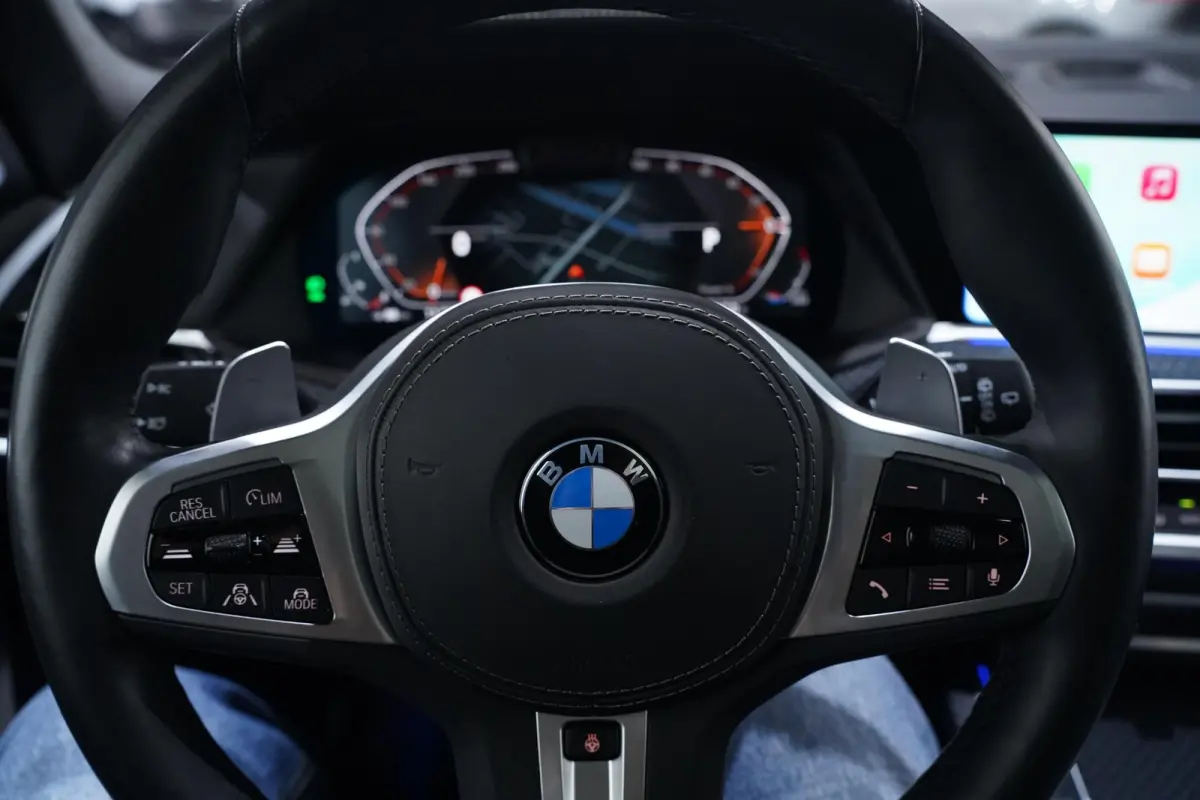 xDrive40i M Sport NAP M Stoelen Carbon spiegels Leder dashbord Massage Standverwarming Bowers & Wilkins Night Vision Rijklaar Trekhaak Panodak