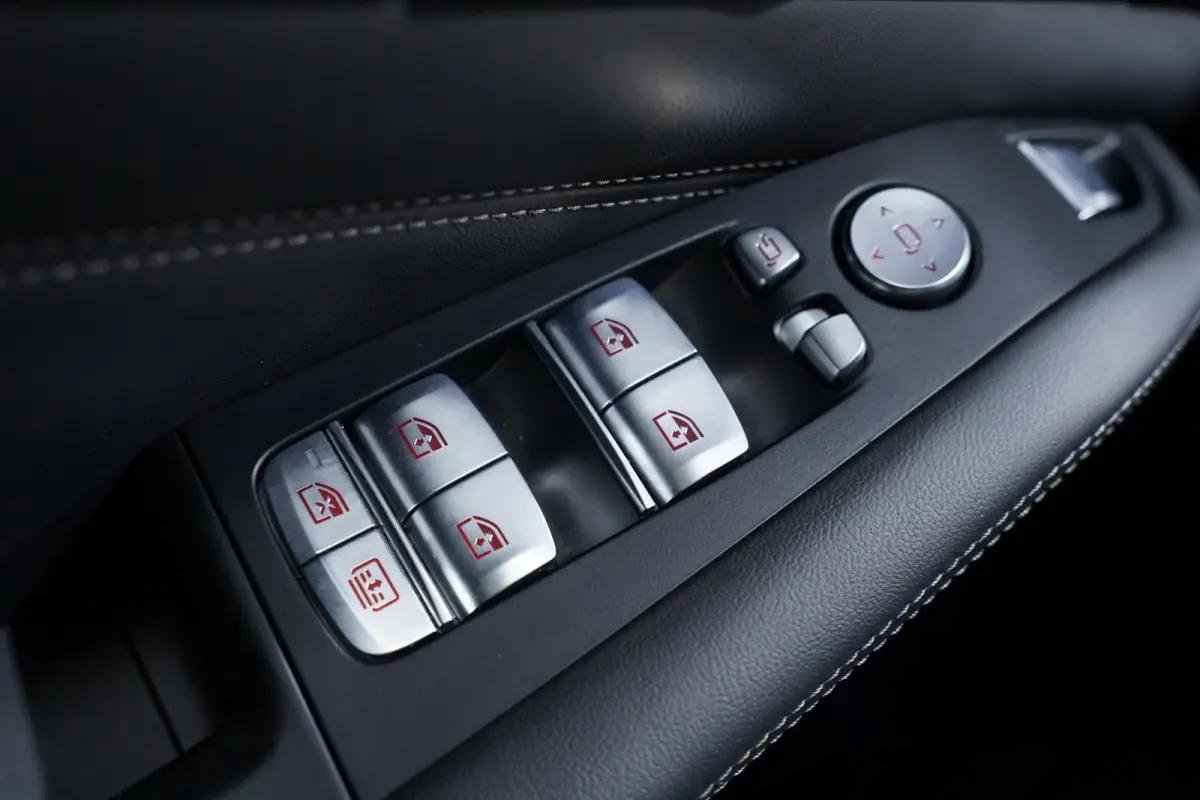 xDrive40i M Sport NAP M Stoelen Carbon spiegels Leder dashbord Massage Standverwarming Bowers & Wilkins Night Vision Rijklaar Trekhaak Panodak