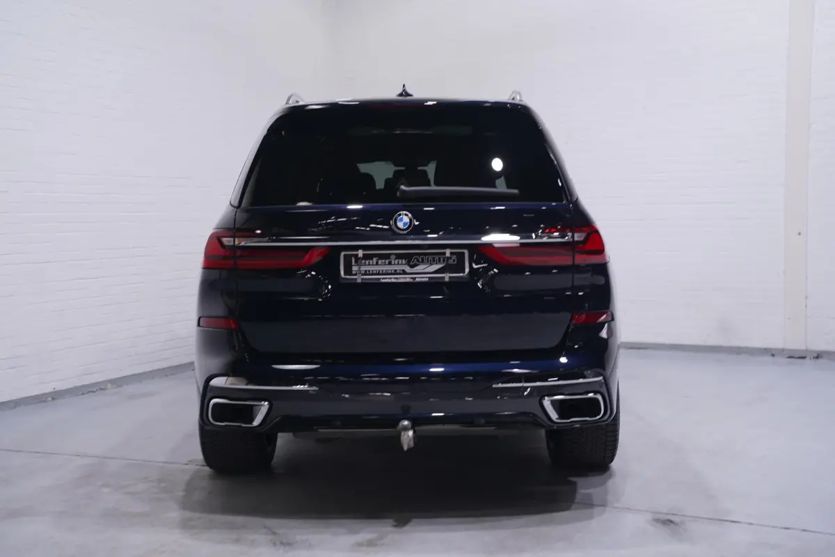 xDrive40i M Sport NAP M Stoelen Carbon spiegels Leder dashbord Massage Standverwarming Bowers & Wilkins Night Vision Rijklaar Trekhaak Panodak
