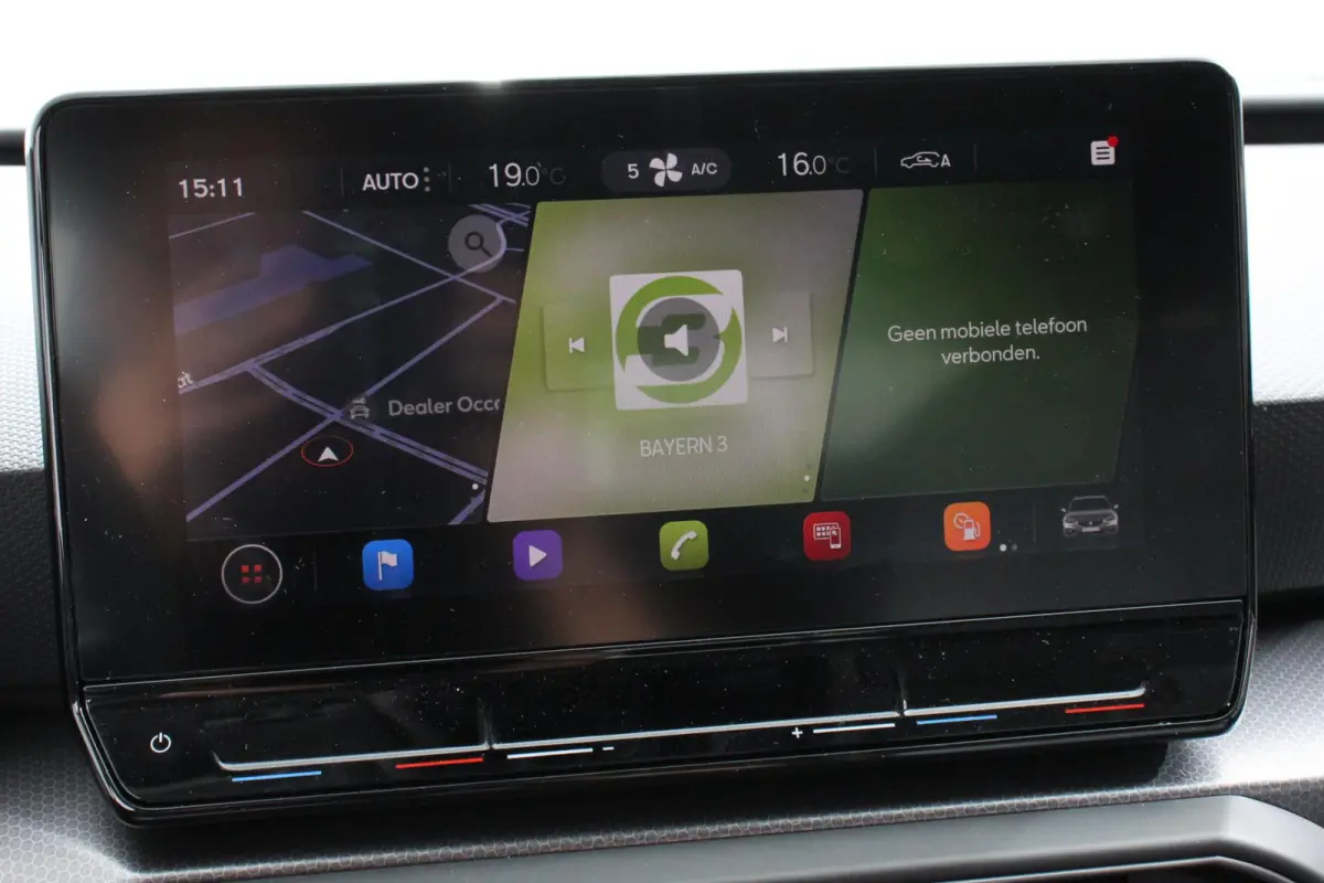 1.0 TSI Style Nieuw Type ! Navigatie Climate control Cruise adaptive Led Virtual Cockpit Lichtmetalen Velgen Parkeer sensoren Getinte ruiten