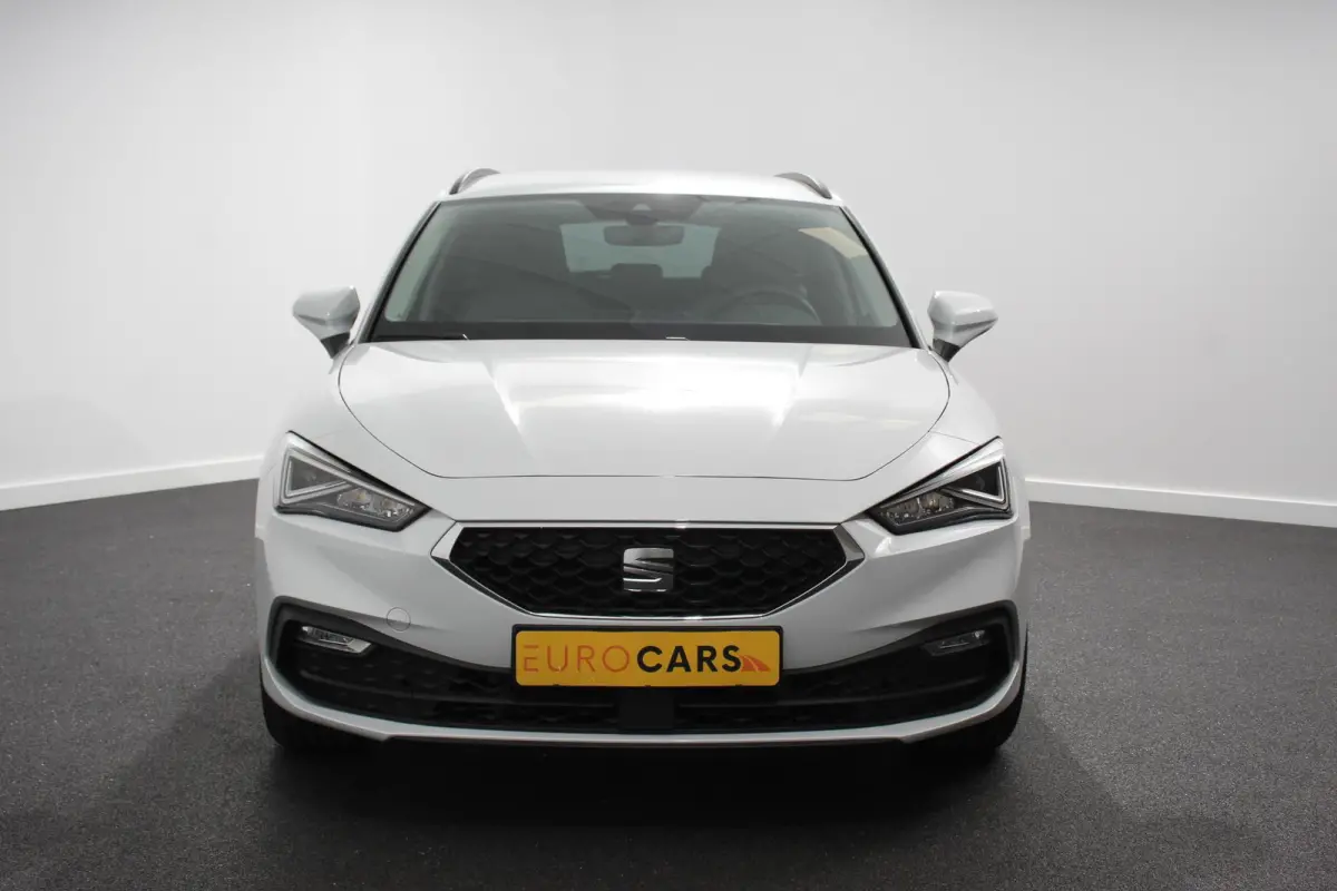 1.0 TSI Style Nieuw Type ! Navigatie Climate control Cruise adaptive Led Virtual Cockpit Lichtmetalen Velgen Parkeer sensoren Getinte ruiten