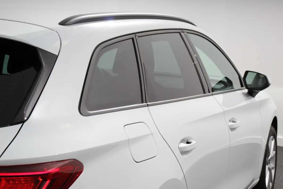 1.0 TSI Style Nieuw Type ! Navigatie Climate control Cruise adaptive Led Virtual Cockpit Lichtmetalen Velgen Parkeer sensoren Getinte ruiten