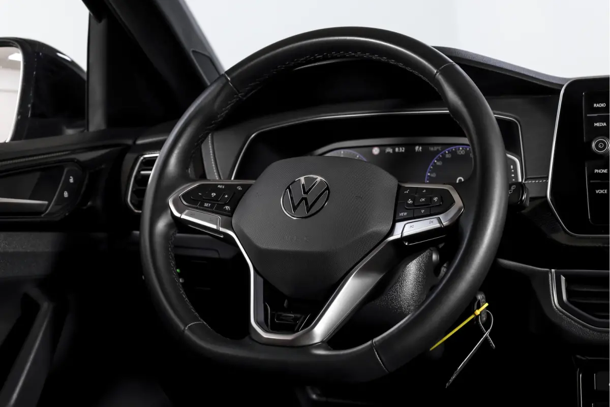1.0 TSI 115 PK R-Line - Automaat | Dig. Cockpit | Adapt. Cruise | Camera | PDC | App. Connect | ECC | DAB | LM 18" | 3952