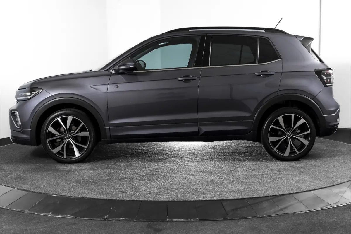 1.0 TSI 115 PK R-Line - Automaat | Dig. Cockpit | Adapt. Cruise | Camera | PDC | App. Connect | ECC | DAB | LM 18" | 3952