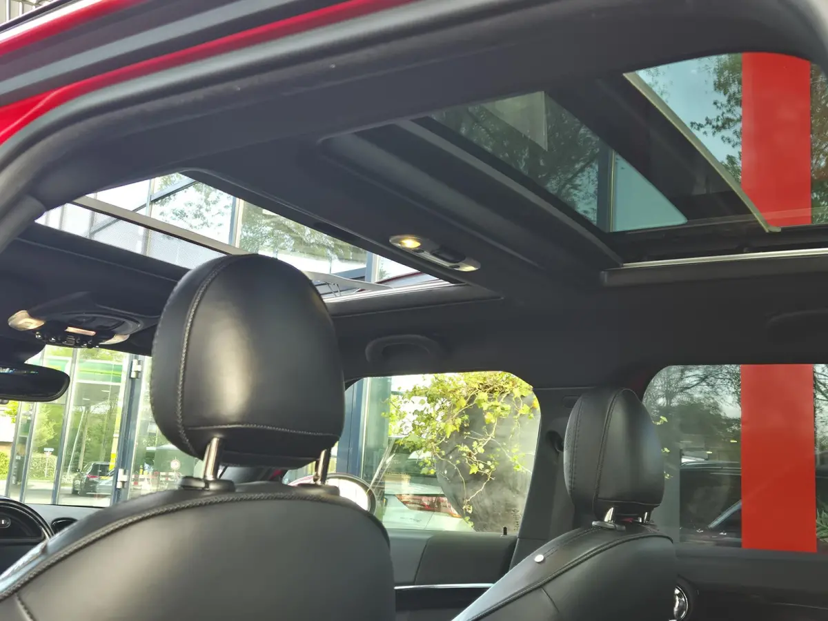 Mini 2.0 Cooper S JCW Hammersmith | Panoramadak | Leder | PDC | ECC | LM Velgen | Stoelverwarming | Navigatie |