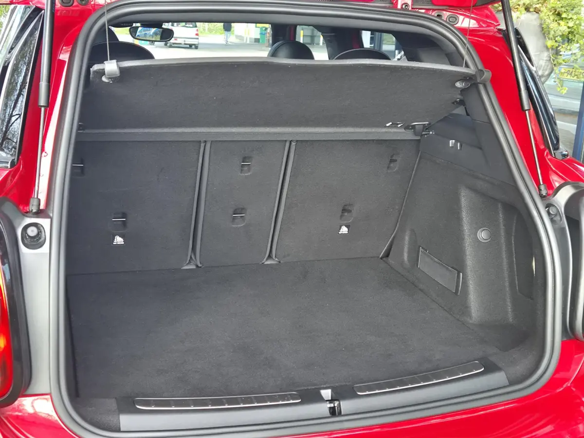 Mini 2.0 Cooper S JCW Hammersmith | Panoramadak | Leder | PDC | ECC | LM Velgen | Stoelverwarming | Navigatie |