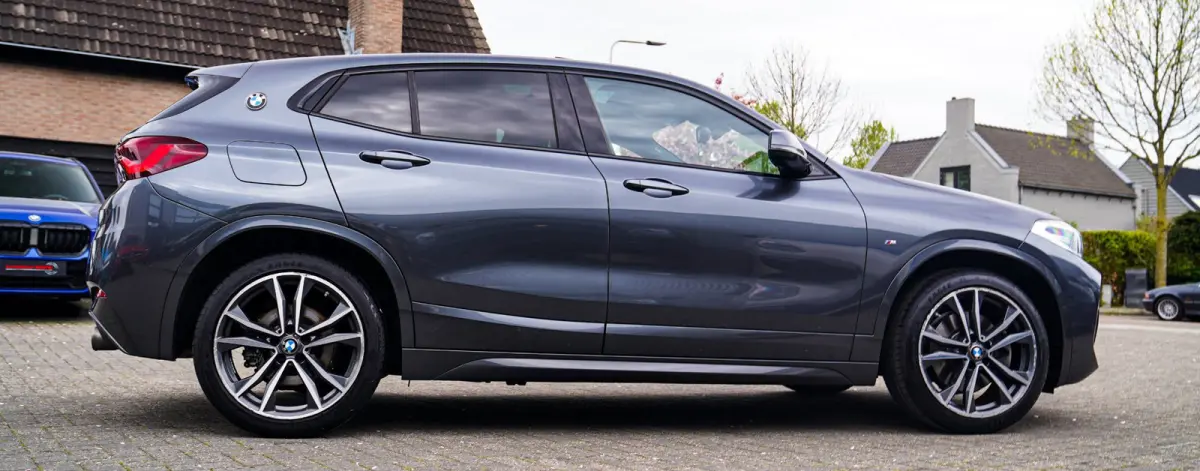 XDrive20i High Executive | Stoelverwarming | Panorama | Head Up Display | M Sport onderstel | M Sport pakket