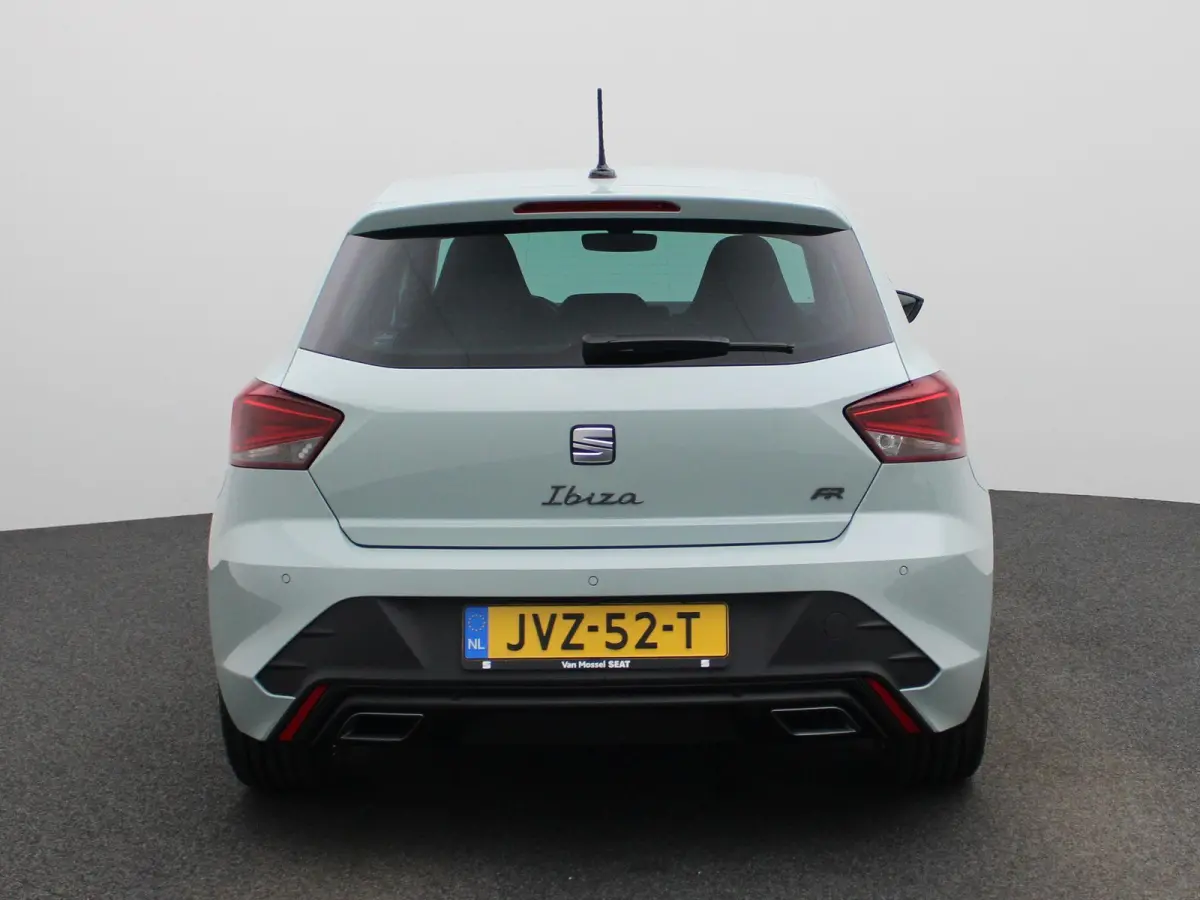 1.0 EcoTSI FR Business Connect 115 PK AUTOMAAT | Parkeersensoren | Achteruitrijcamera | Full Link | Digitaal Dashboard | Climate Control | Cruise Control | Stoelverwarming | Direct leverbaar